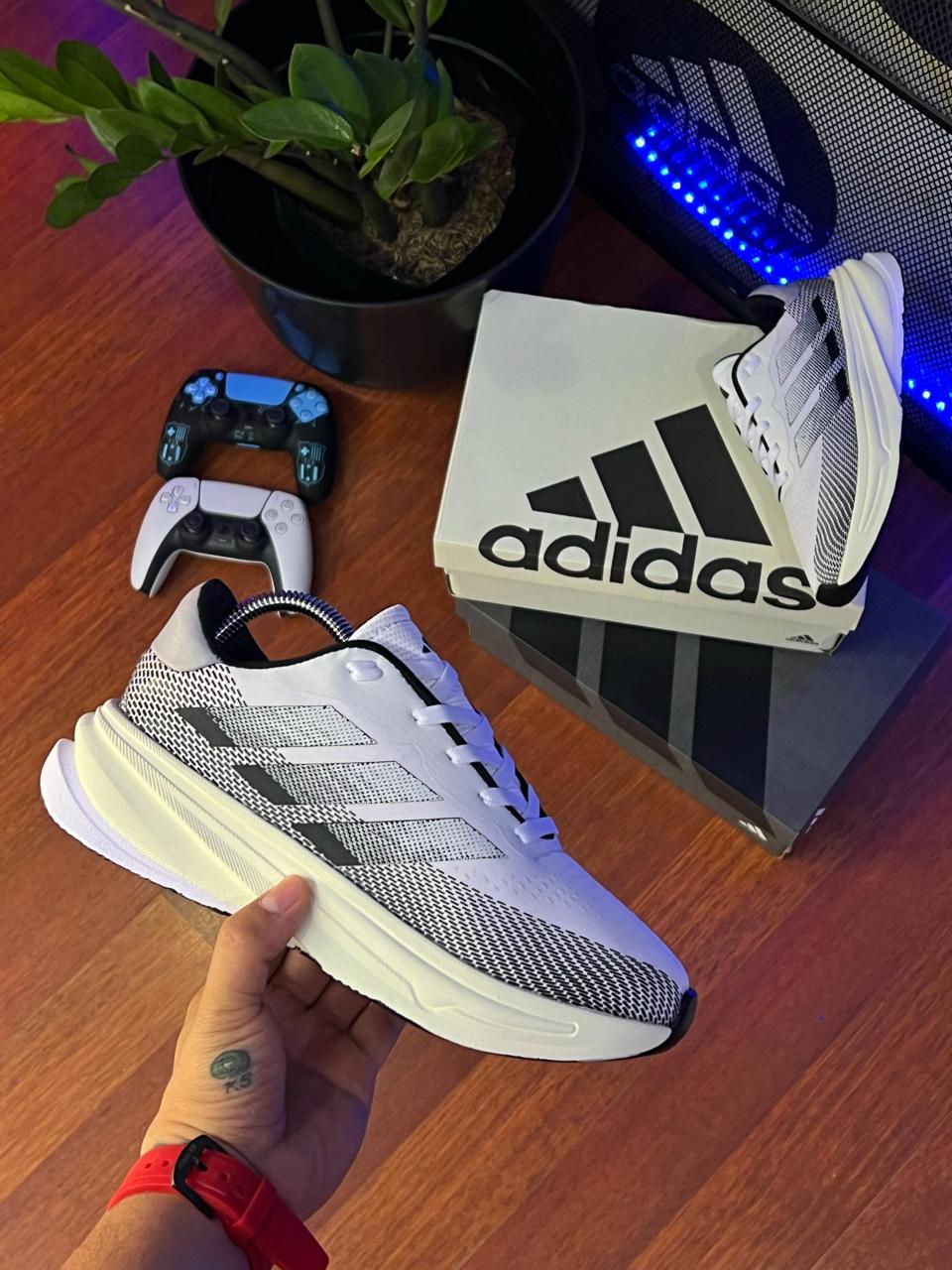 ADIDAS SUPERNOVA RISE + CAJA